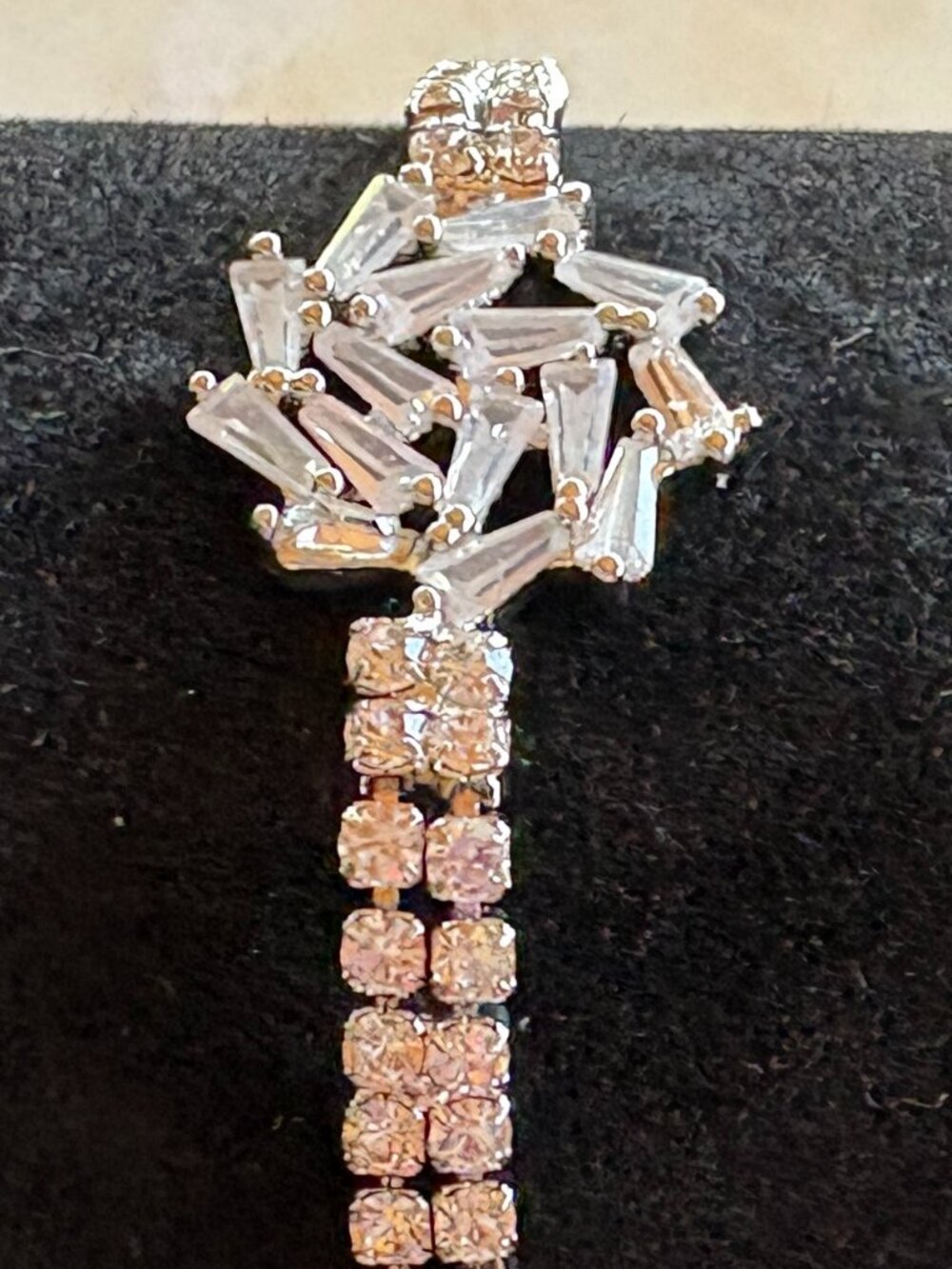 Clear Rhinestone Bracelet-New - Picture 2 of 4